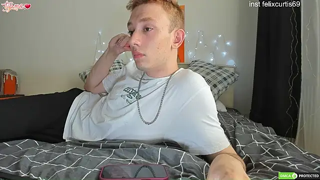 felixcurt69 online show from July 22, 10:06 am