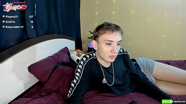 felixcurt69 online show from April 24, 4:53 pm