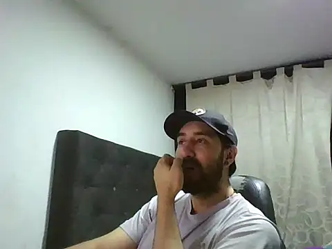 coolfriki online show from June 23, 1:14 am