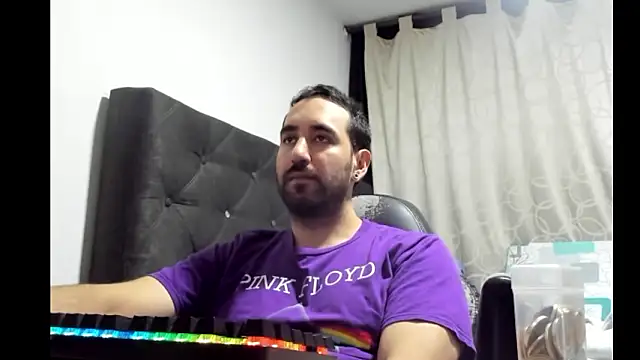 coolfriki online show from March 11, 1:54 am