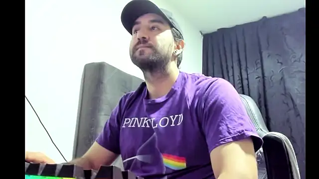 coolfriki online show from December 23, 4:12 am