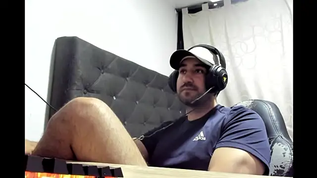 coolfriki online show from April 4, 4:13 pm