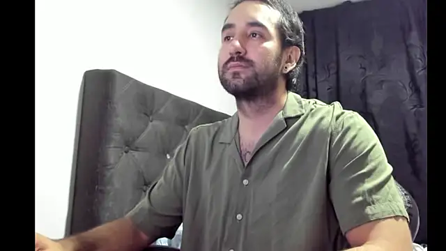 coolfriki online show from December 20, 2:47 am