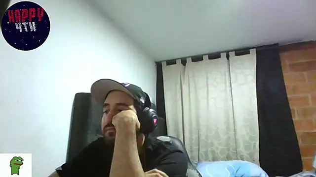 coolfriki online show from July 5, 3:33 am