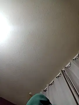 T1T012 online show from December 20, 6:00 pm