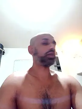 T1T012 online show from January 6, 10:25 pm