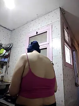 Snapshot of TermedScherzo chatting on November 10, 11:26 am TermedScherzo online show from November 10, 11:26 am