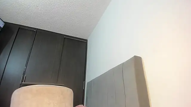 emy collyns online show from February 17, 2:42 am