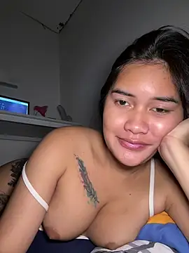 lubotakoxx online show from April 13, 9:24 am