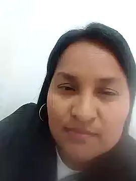 lucia00xx online show from October 20, 6:52 pm