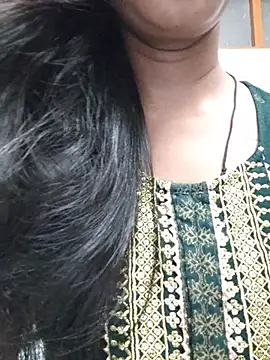 Snapshot of anjali2351 chatting on July 15, 2:40 am anjali2351 online show from July 15, 2:40 am