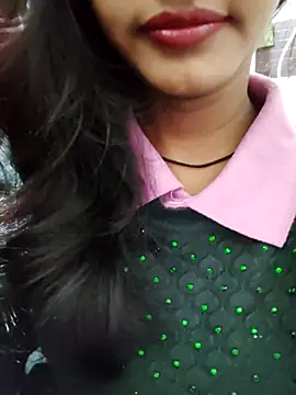 Snapshot of anjali2351 chatting on December 15, 2:39 am anjali2351 online show from December 15, 2:39 am