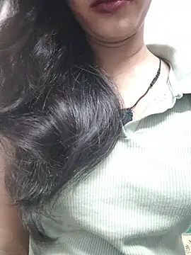 Snapshot of anjali2351 chatting on June 10, 6:20 pm anjali2351 online show from June 10, 6:20 pm