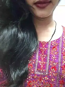 Snapshot of anjali2351 chatting on June 7, 6:13 pm anjali2351 online show from June 7, 6:13 pm