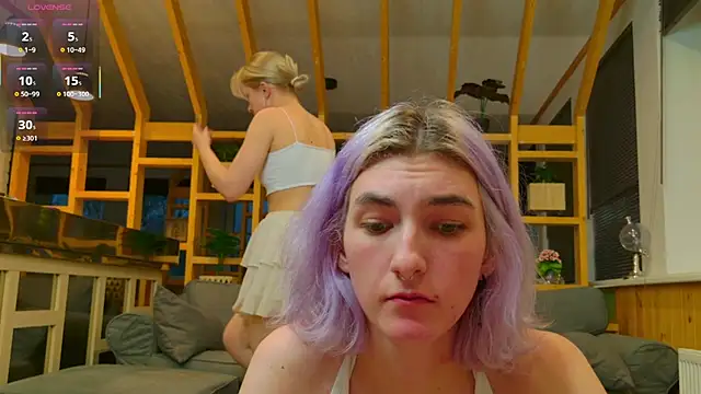 Mol l y online show from October 22, 2:27 pm