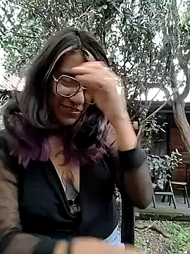 Abby 2-1 online show from November 11, 9:42 pm