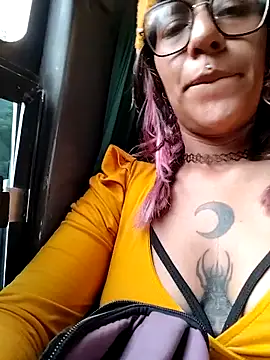 Abby 2-1 online show from November 6, 9:19 pm