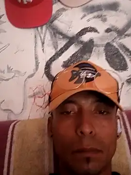 Snapshot of 8uno chatting on October 24, 7:02 pm 8uno online show from October 24, 7:02 pm
