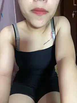 Snapshot of Lyly69699 chatting on October 12, 1:12 pm Lyly69699 online show from October 12, 1:12 pm