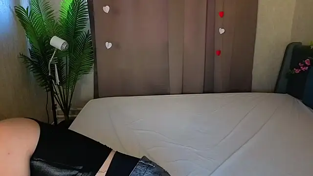 Barbara Mitchel online show from February 23, 9:21 am