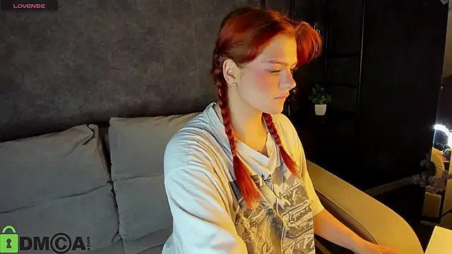 Barbara Mitchel online show from October 21, 1:05 am