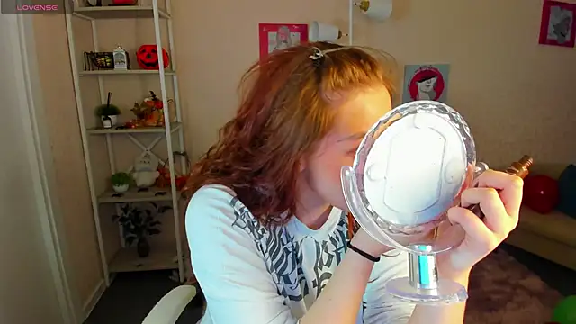 Barbara Mitchel online show from December 2, 9:22 am