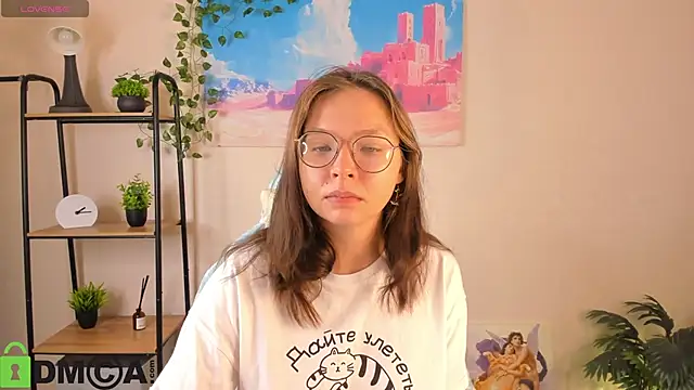 Nuura Moore online show from October 29, 12:42 am