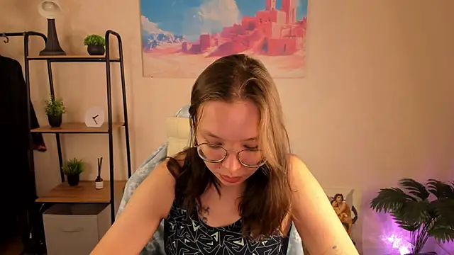 Nuura Moore online show from October 20, 12:56 am
