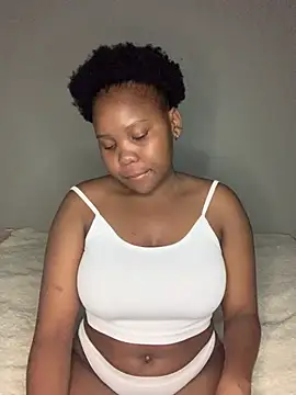 Snapshot of Scarlettxx21 chatting on January 19, 1:31 am Scarlettxx21 online show from January 19, 1:31 am