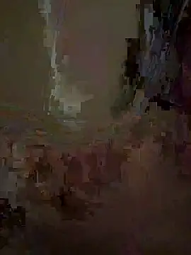 lain213 online show from February 9, 6:28 pm