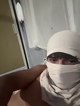 lain213 online show from February 21, 5:31 am