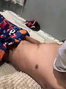 lain213 online show from November 4, 5:33 am