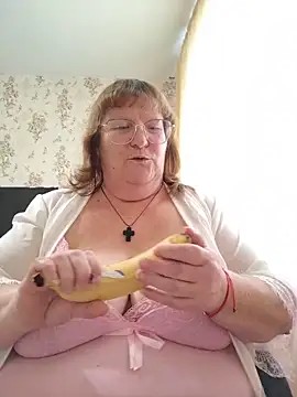 Snapshot of TATSI23 chatting on May 13, 10:33 am TATSI23 online show from May 13, 10:33 am
