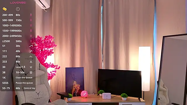 Milf mammyy online show from November 25, 7:08 am