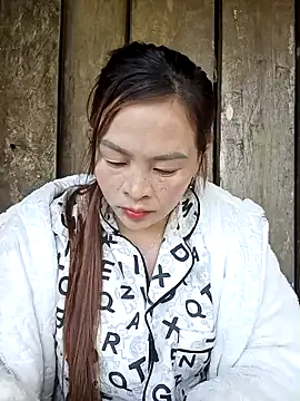 lucky774- online show from November 25, 1:39 am