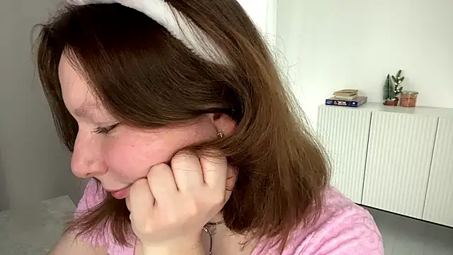 TamekiaSamii online show from November 14, 7:12 am