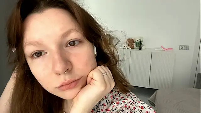 TamekiaSamii online show from December 17, 7:13 am