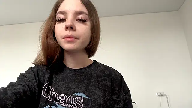 EhtelBiondi online show from November 11, 8:09 am