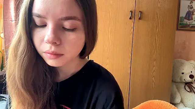 EhtelBiondi online show from January 11, 8:10 am