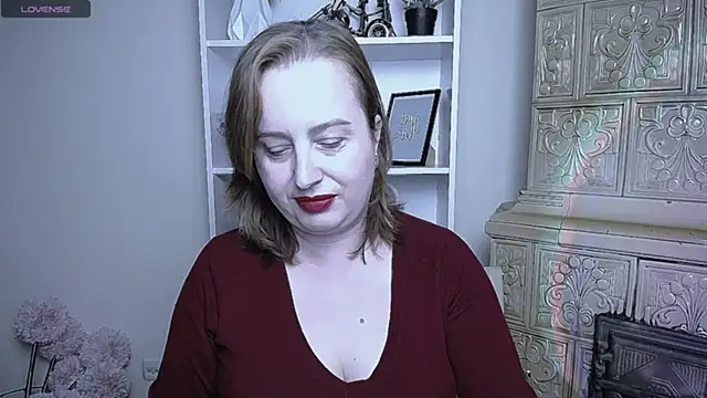 Snapshot of HelenFl chatting on October 20, 7:09 am HelenFl online show from October 20, 7:09 am