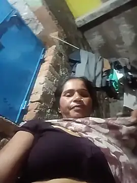 Snapshot of Nm_sanjna chatting on July 10, 11:27 pm Nm sanjna online show from July 10, 11:27 pm