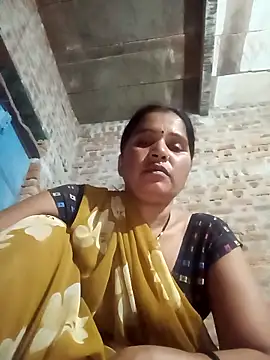 Snapshot of Nm_sanjna chatting on June 5, 10:37 pm Nm sanjna online show from June 5, 10:37 pm