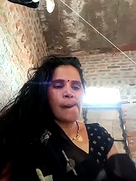 Snapshot of Nm_sanjna chatting on June 10, 3:52 am Nm sanjna online show from June 10, 3:52 am