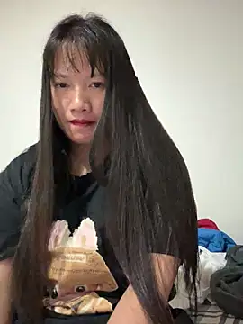 Snapshot of TrangNemo chatting on October 25, 11:53 am TrangNemo online show from October 25, 11:53 am