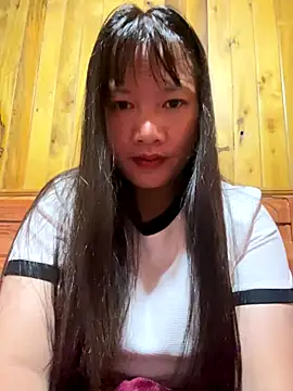 Snapshot of TrangNemo chatting on December 5, 12:32 am TrangNemo online show from December 5, 12:32 am