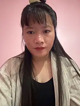 Snapshot of TrangNemo chatting on November 24, 12:21 am TrangNemo online show from November 24, 12:21 am