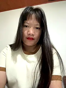 Snapshot of TrangNemo chatting on November 28, 10:43 pm TrangNemo online show from November 28, 10:43 pm