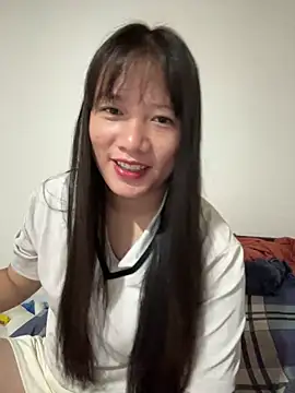 Snapshot of TrangNemo chatting on November 17, 12:36 am TrangNemo online show from November 17, 12:36 am