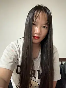 Snapshot of TrangNemo chatting on November 9, 10:25 pm TrangNemo online show from November 9, 10:25 pm