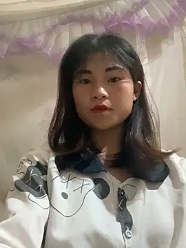 Snapshot of Mylinh- chatting on October 9, 1:55 pm Mylinh- online show from October 9, 1:55 pm